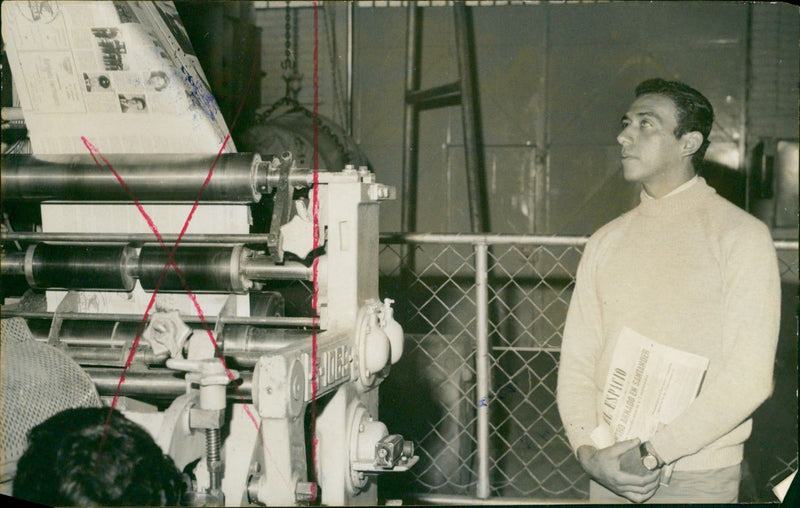 Héctor Villa (El Chano) with the newspaper printing press - Vintage Photograph