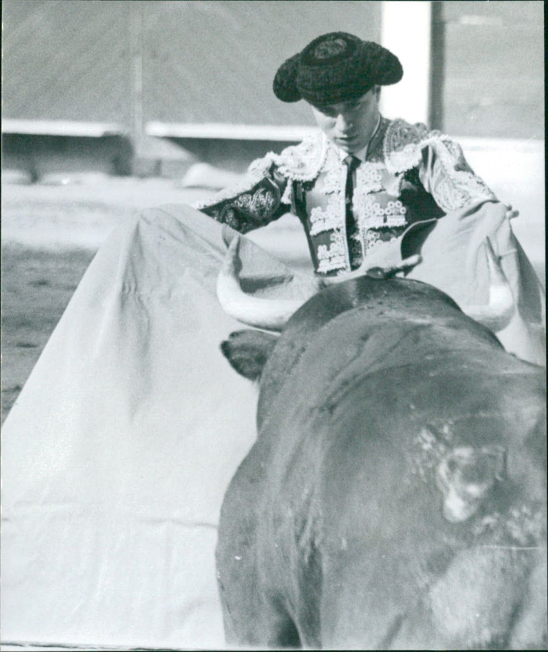 Pepe Manrique, Bullfighter - Vintage Photograph