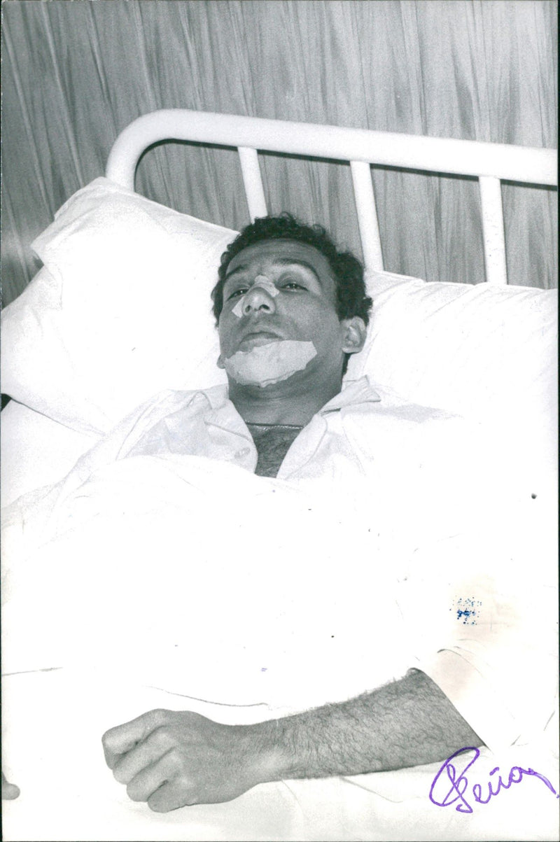 Héctor Villa (El Chano) recovering from injuries - Vintage Photograph