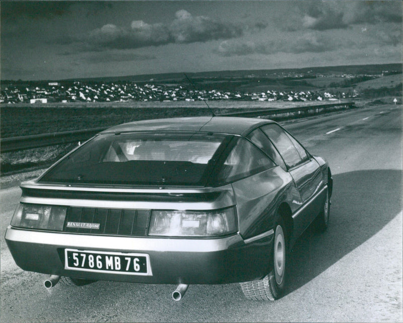 1985  Renault Alpine V6 GT - Vintage Photograph