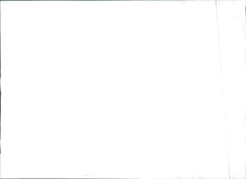 Hyundai Compact MPV - Vintage Photograph