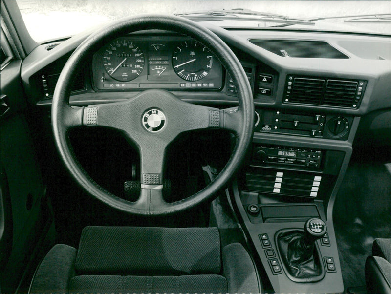 BMW M 535i - Vintage Photograph