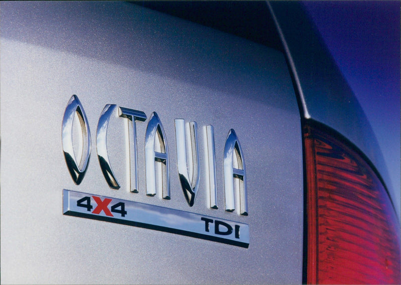 1999 Skoda Octavia Combi 4x4 - Vintage Photograph
