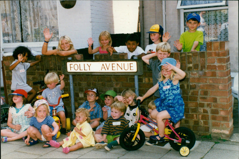 Folly Avenue - Vintage Photograph