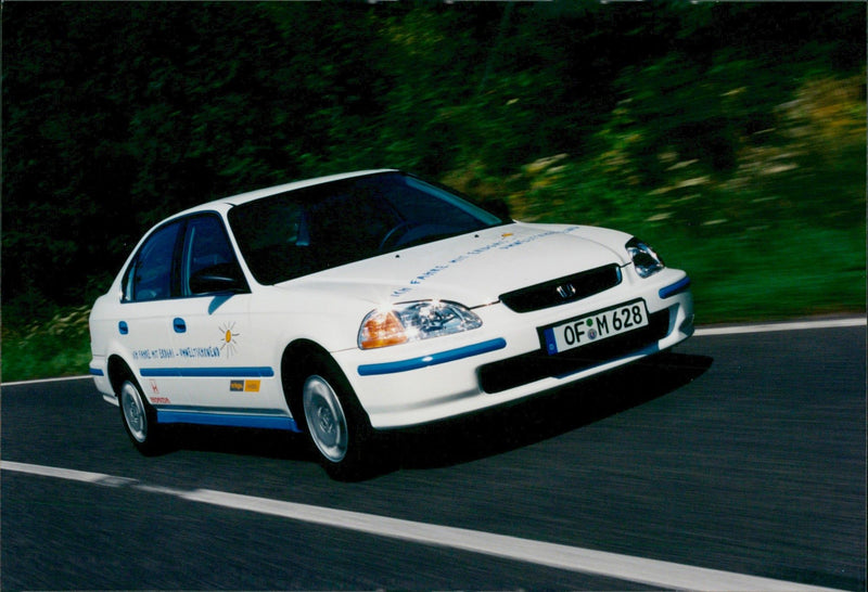 '97/'98 Honda Civic GX - Vintage Photograph