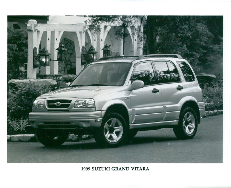 1999 Suzuki Grand Vitara - Vintage Photograph
