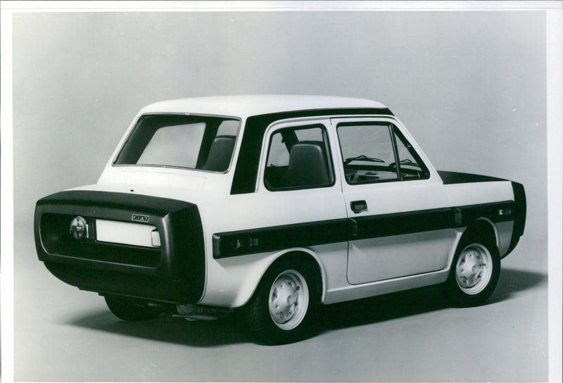 1972 Fiat ESV 1500 - Vintage Photograph