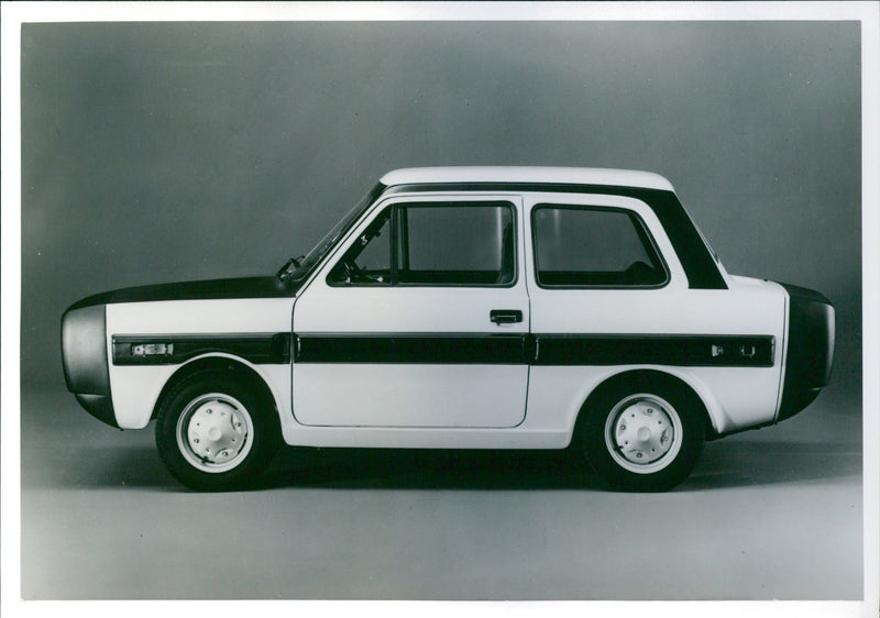 1972 Fiat ESV 1500 - Vintage Photograph