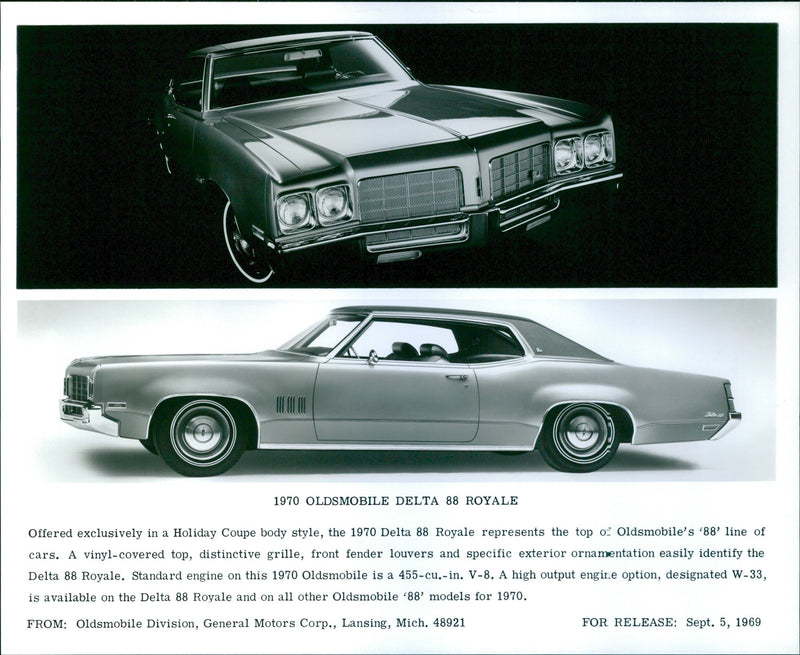 1970 Oldsmobile Delta 88 Royale - Vintage Photograph