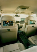 1999 Opel Omega - Vintage Photograph