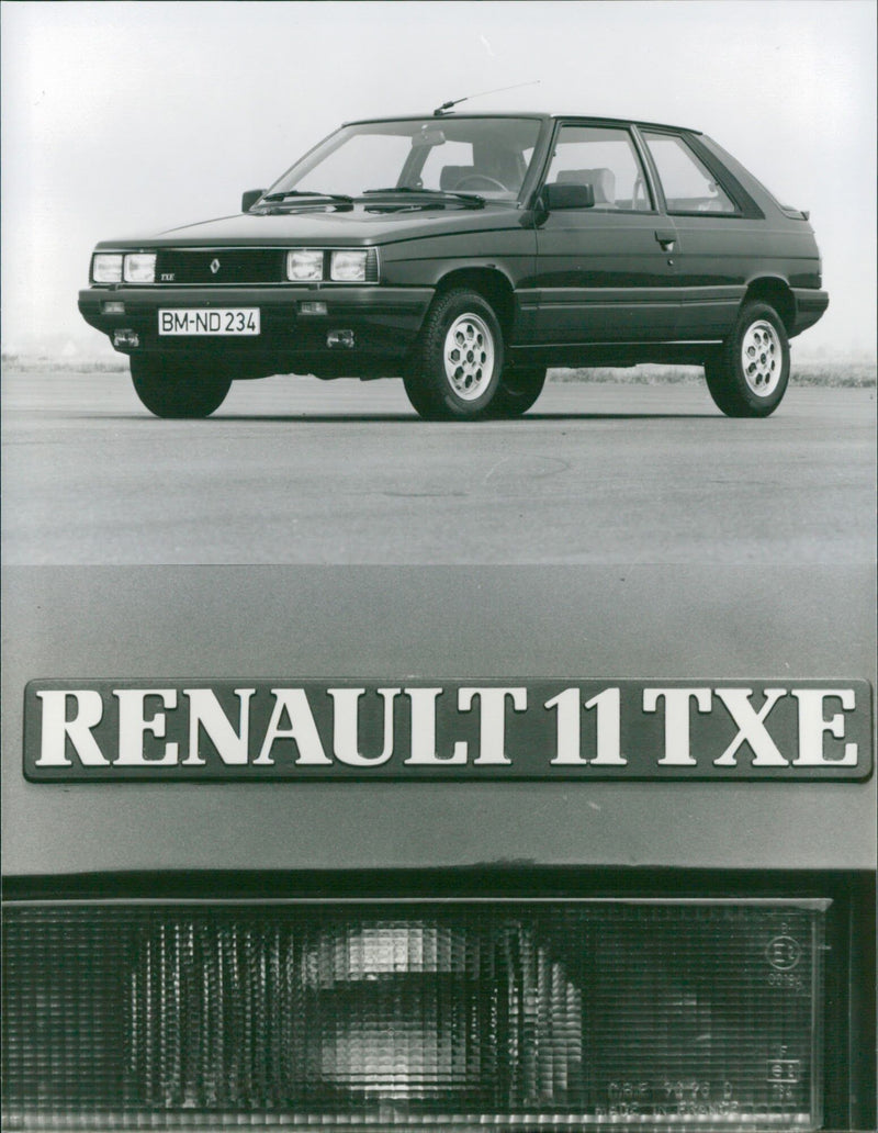 1984 Renault 11 TXE - Vintage Photograph