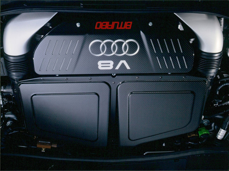 2002 Audi RS6 - 4.2 litre V8 twin turbo engine - Vintage Photograph