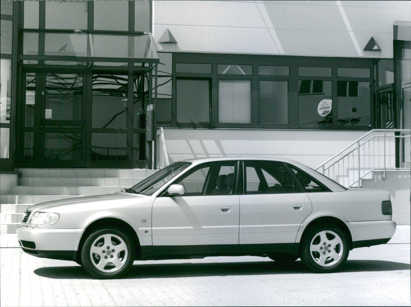 1995 Audi A6 1.8 quattro - Vintage Photograph