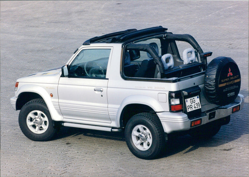 1999 Mitsubishi Pajero Cabrio - Vintage Photograph