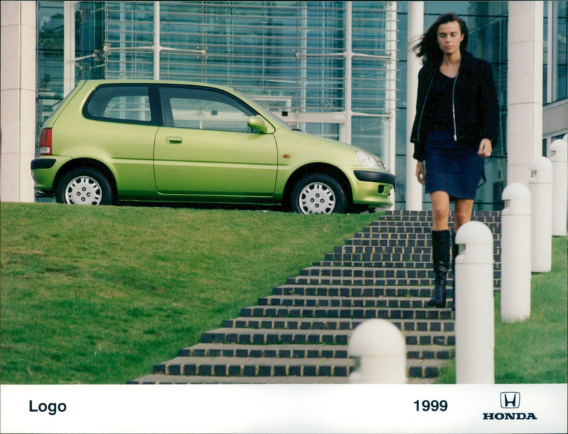 1999 Honda Logo - Vintage Photograph