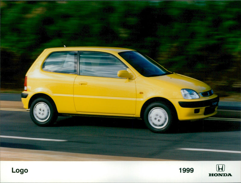 1999 Honda Logo - Vintage Photograph