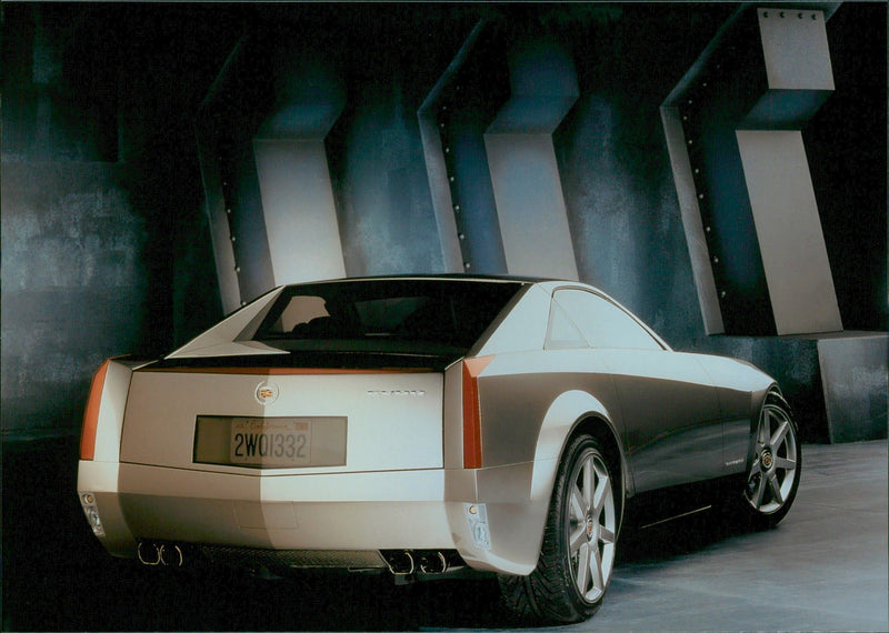 1999 Cadillac Evoq Luxury Roadster Concept Car - Vintage Photograph