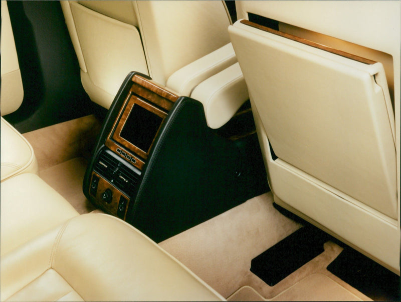 Audi S8 - Vintage Photograph