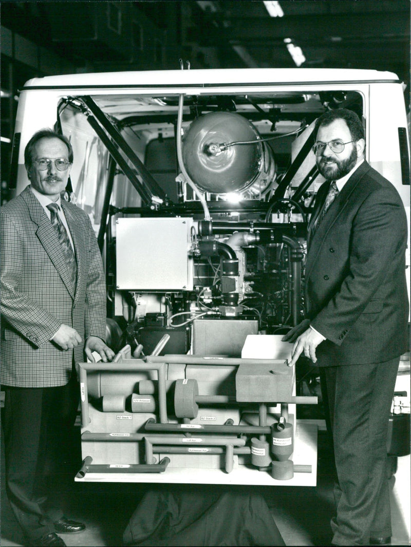 Mercedes-Benz Research Institute: fuel cell propulsion - Vintage Photograph