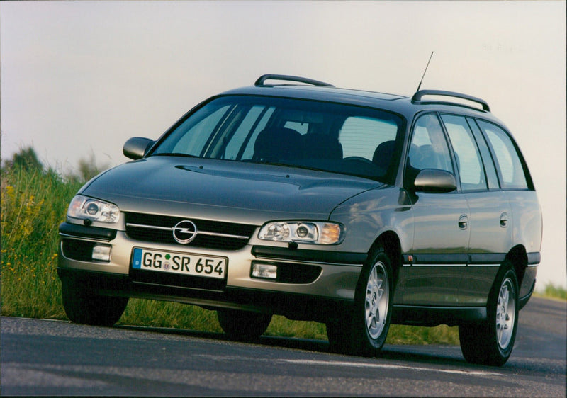 1998 Opel Omega Caravan - Vintage Photograph