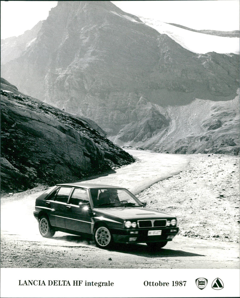 Lancia Delta HF integrale - Vintage Photograph