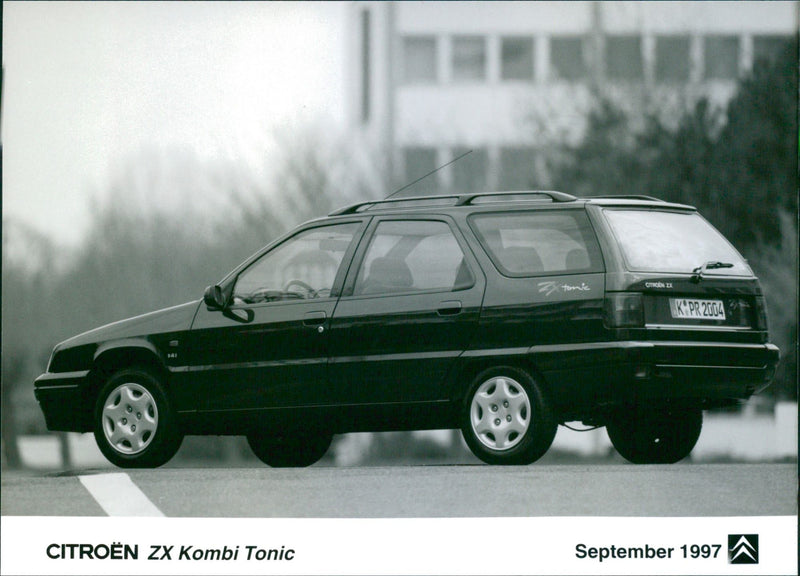 1997 Citroën ZX - Vintage Photograph