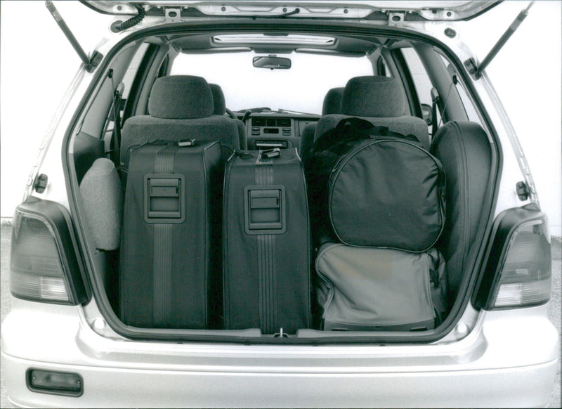 1995 Honda Shuttle's luggage compartment - Vintage Photograph