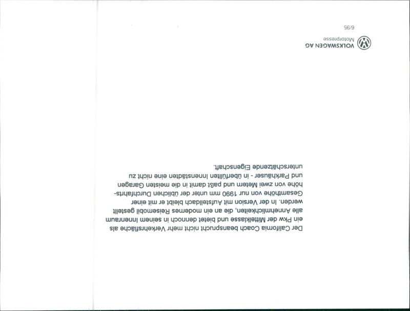 1995 VERKEHRSFLACHE ALS EIN PKW DER MITTELKLASSE INNENSTADTEN EINE APOTHEKE - Vintage Photograph