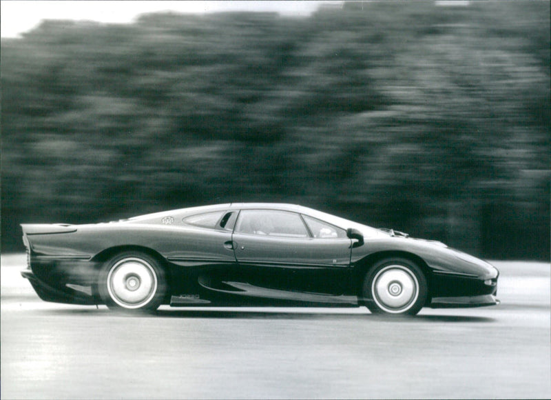 Jaguar XJ 220 - Vintage Photograph