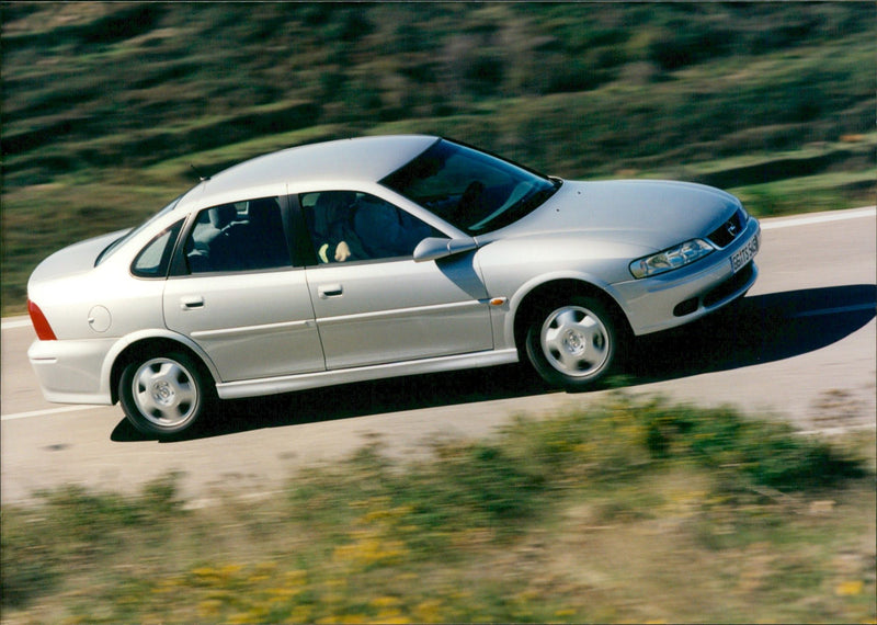 1999 Opel Vectra - Vintage Photograph