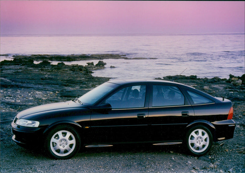 1999 Opel Vectra - Vintage Photograph