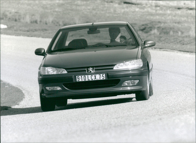 1995 Peugeot 406 - Vintage Photograph