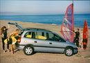 1999 Opel Zafira - Vintage Photograph