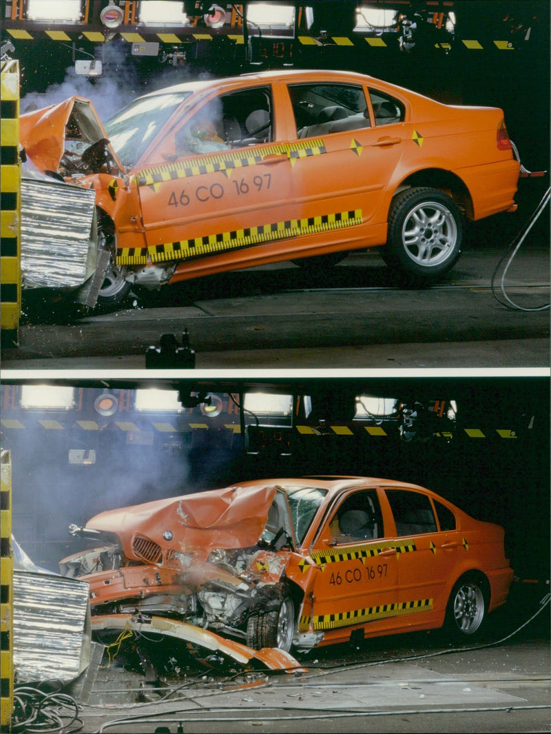 Offset Crash Passive safety - Vintage Photograph