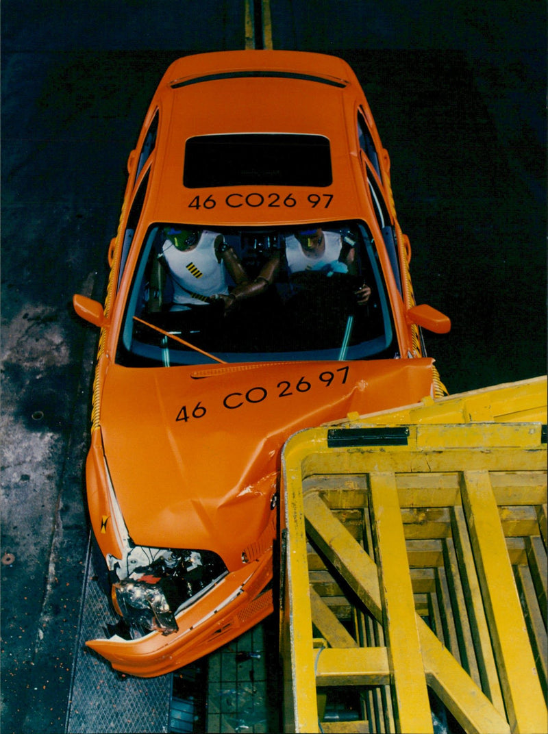 Offset Crash Passive safety - Vintage Photograph