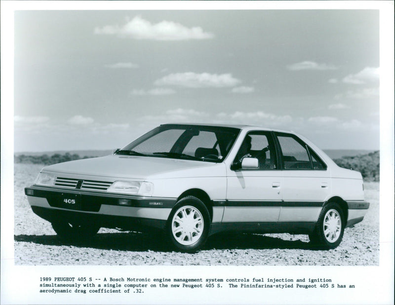 1989 Peugeot 405 S - Vintage Photograph