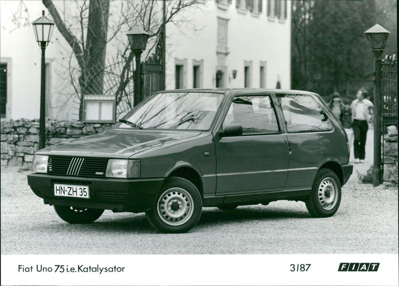 1987 Fiat Uno 75 - Vintage Photograph