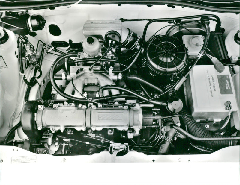 1985 Rover 216 SE - Vintage Photograph