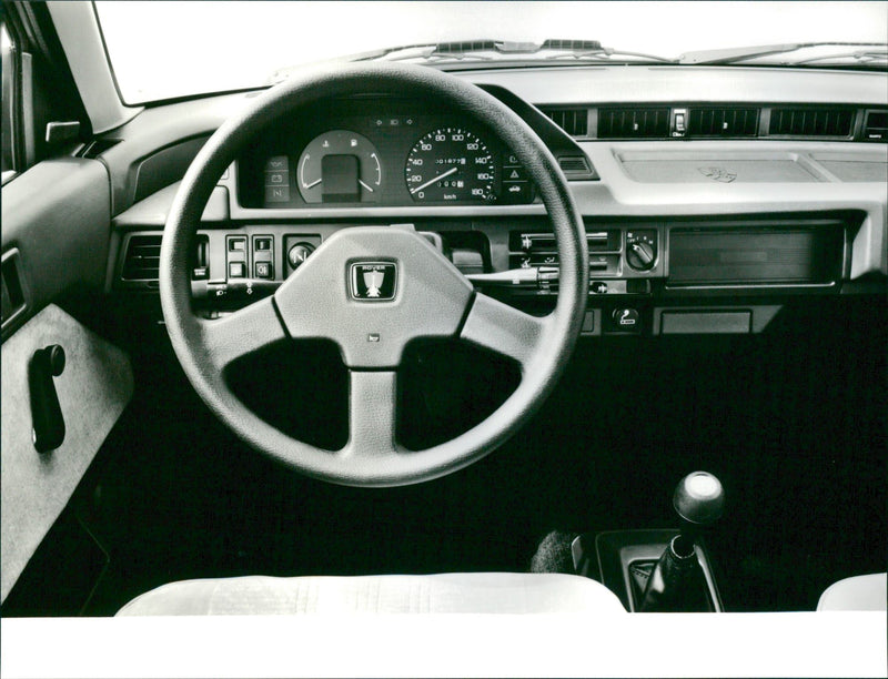 1985 Rover 213 S - Vintage Photograph