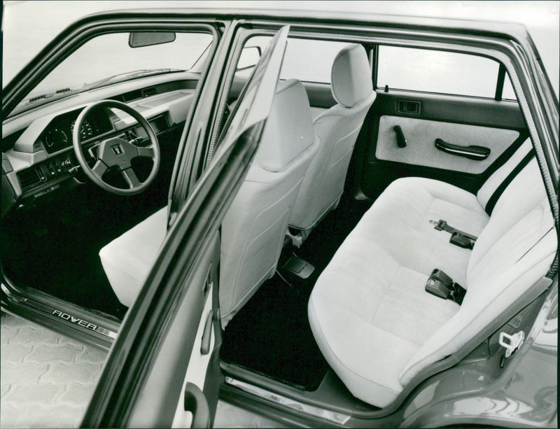 1985 Rover 213 S - Vintage Photograph