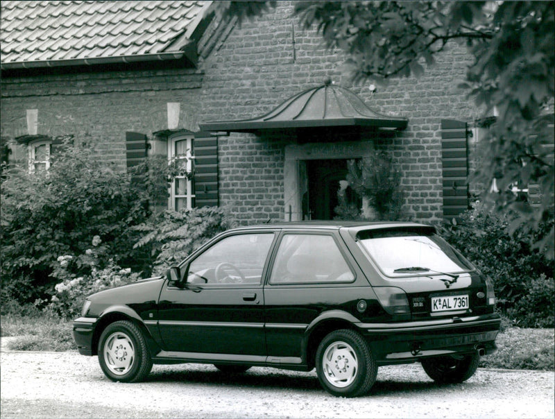 Ford 'Releases' 89 - Vintage Photograph