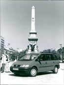 1995 Volkswagen Sharan CL - Vintage Photograph