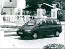 1995 Volkswagen Sharan CL - Vintage Photograph