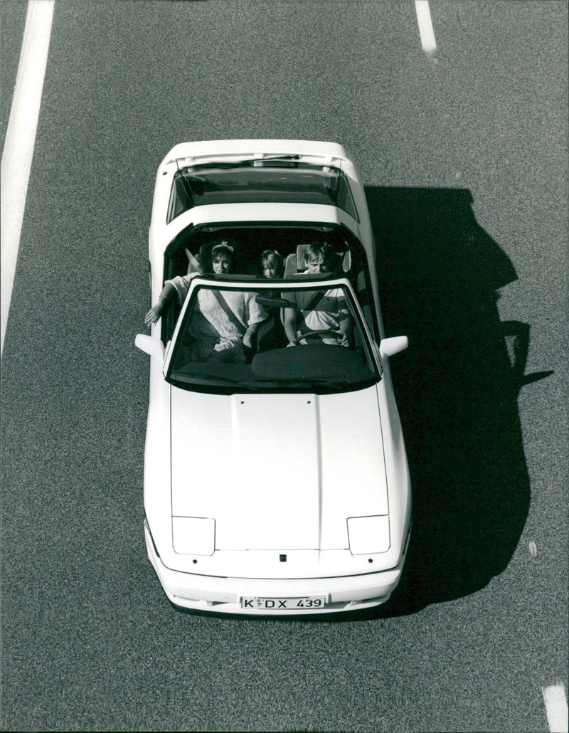 1986 Toyota Supra 3.0 - Vintage Photograph