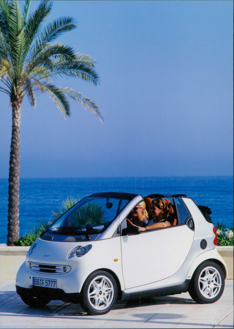 MCC Smart Cabrio - Vintage Photograph