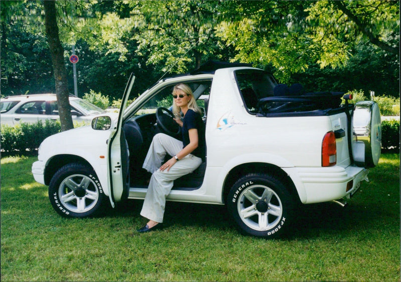 Suzuki Grand Vitara 2.0 Cabrio Marina - Vintage Photograph