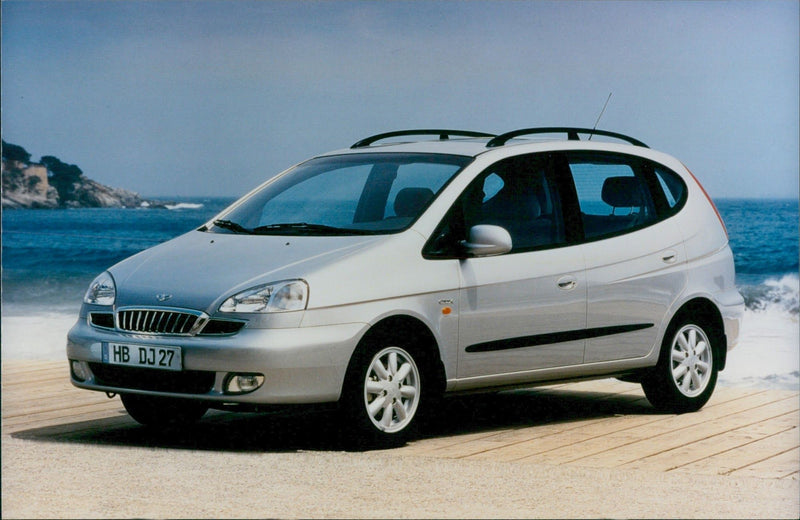 Daewoo Tacuma - Vintage Photograph