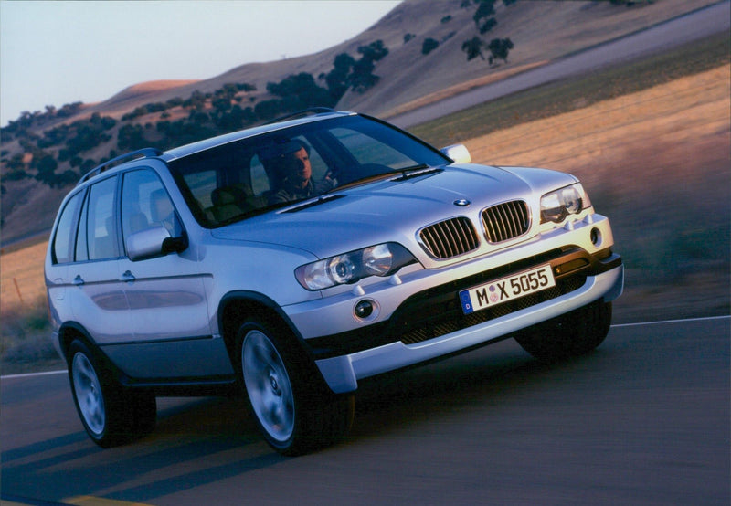 2000 BMW X5 - Vintage Photograph