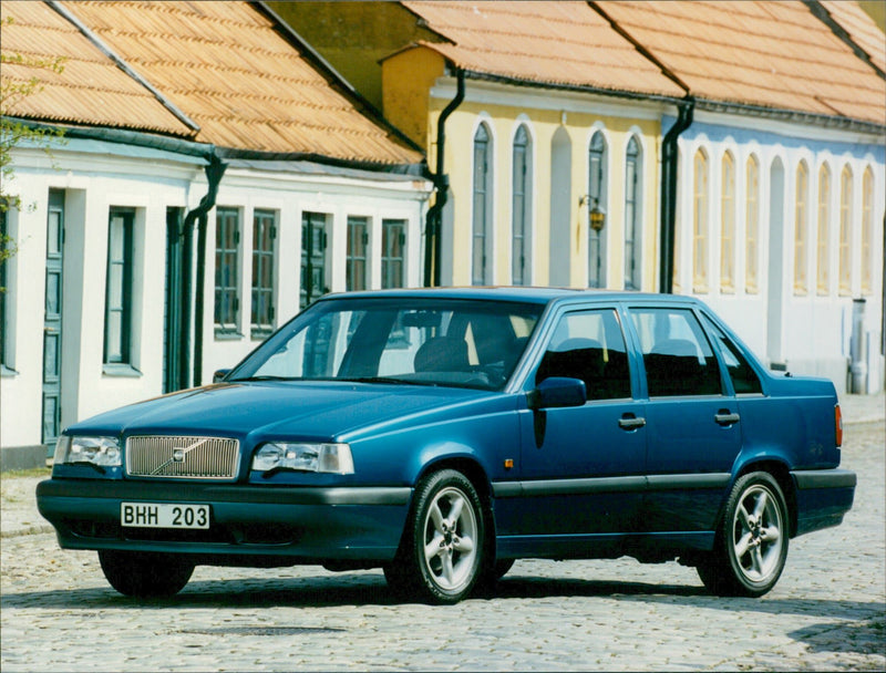 Volvo 850 - Vintage Photograph