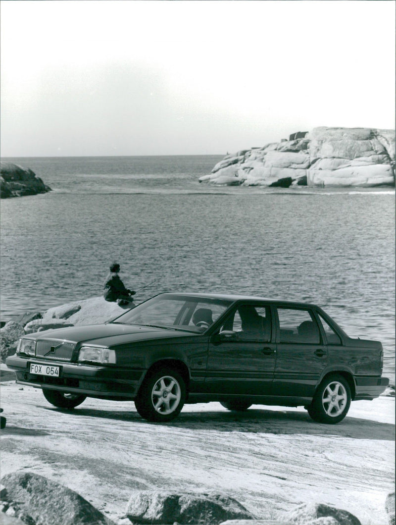 Volvo 850 GL - Vintage Photograph